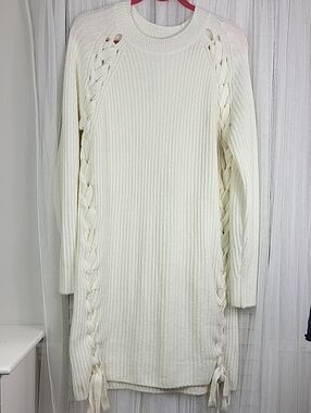 Twin-Set Milano Cream Cable-Trim Ribbed Long Sleeve Sweater Dress. Size M